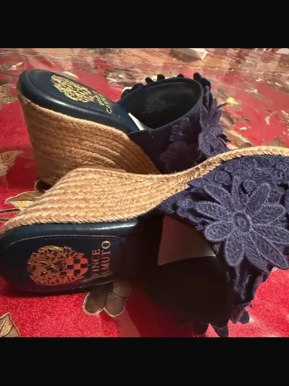 Vince Camuto Navy Floral Platform Slides